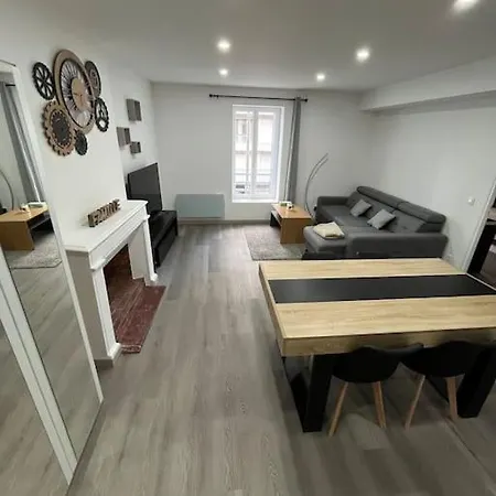 T3 Lumineux Et Renove * Aurillac